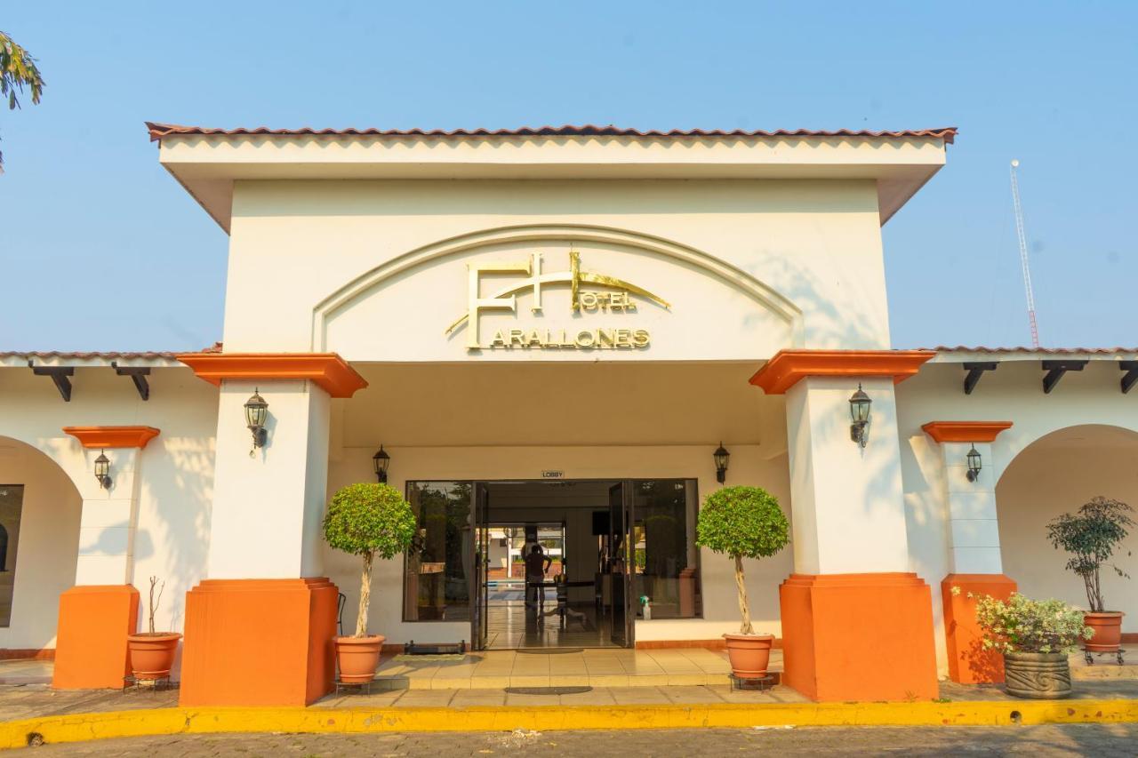 Farallones Hotel Chinandega Extérieur photo