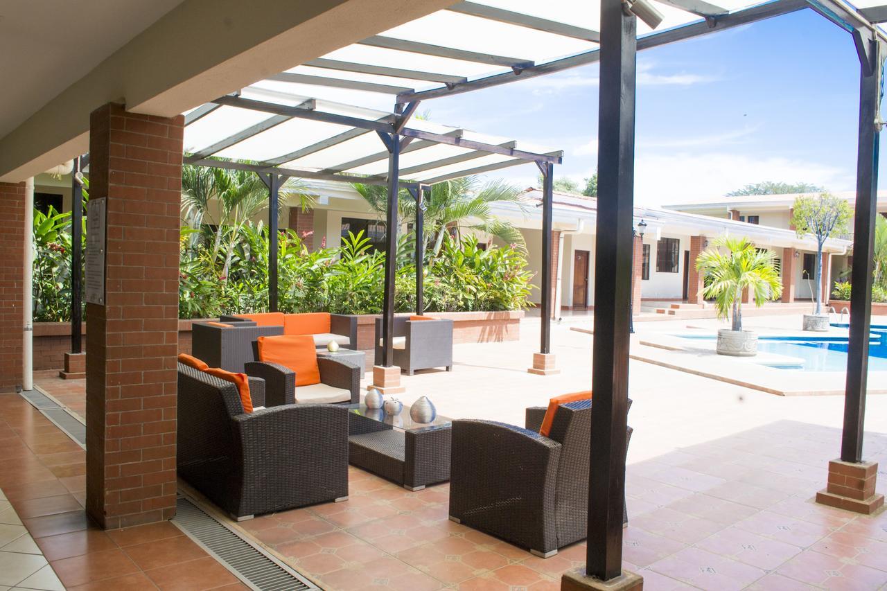 Farallones Hotel Chinandega Extérieur photo